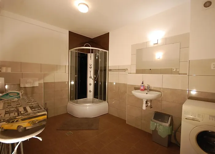 Hipnotic לינה וארוחת בוקר סופוט