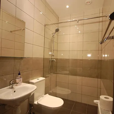 Hipnotic Bed & Breakfast